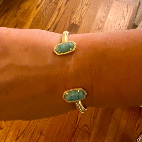 Kendra Scott cuff bracelet - Picture 1 of 4